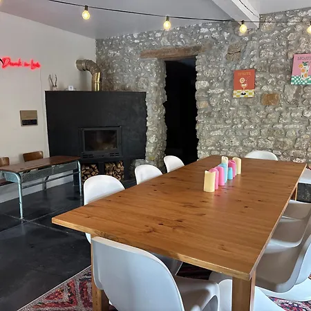Casa de férias La D'elodibiza, 45mn De Paris En Train Avec Piscine ! Ecuelles (Seine-et-Marne)