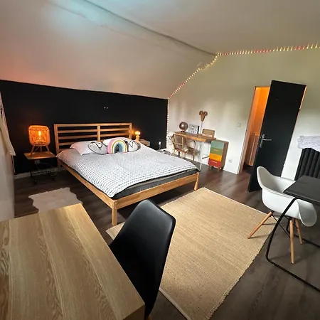 Casa de férias La D'elodibiza, 45mn De Paris En Train Avec Piscine ! Ecuelles (Seine-et-Marne)